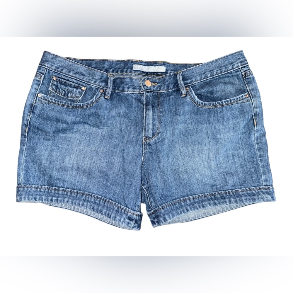 Old Navy Mid Rise Women's sz 16 Blue Denim Shorts flap pockets Y2K 5”